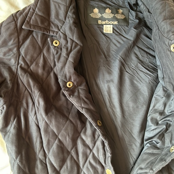 Black Quilted Barbour Jacket - Picture 5 of 6